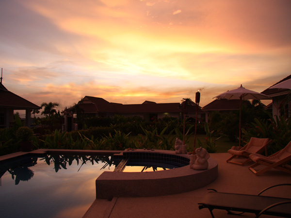 Auringonlasku Villa Lotus Hua Hin Thaimaa | Sunset Villa Lotus Hau Hin Thailand